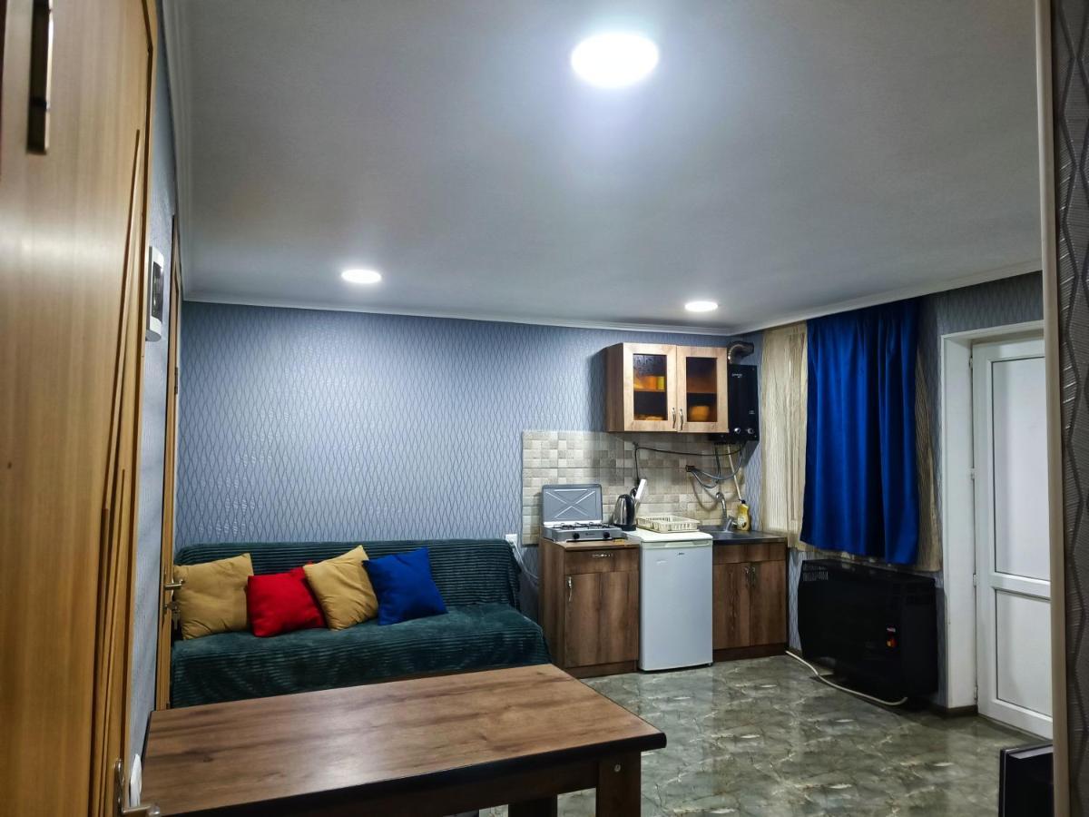 Apartment Linima Tbilisi Bagian luar foto